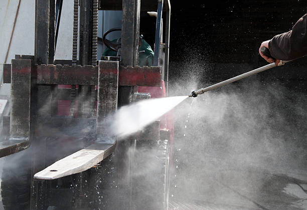 Best Factory Floor Cleaning  in Carrabelle, FL